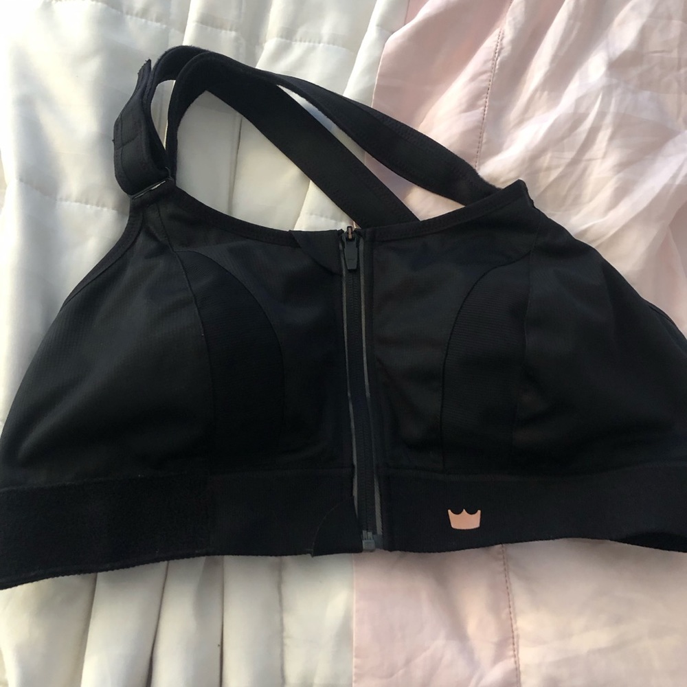 SHEFIT Ultimate Sports Bra